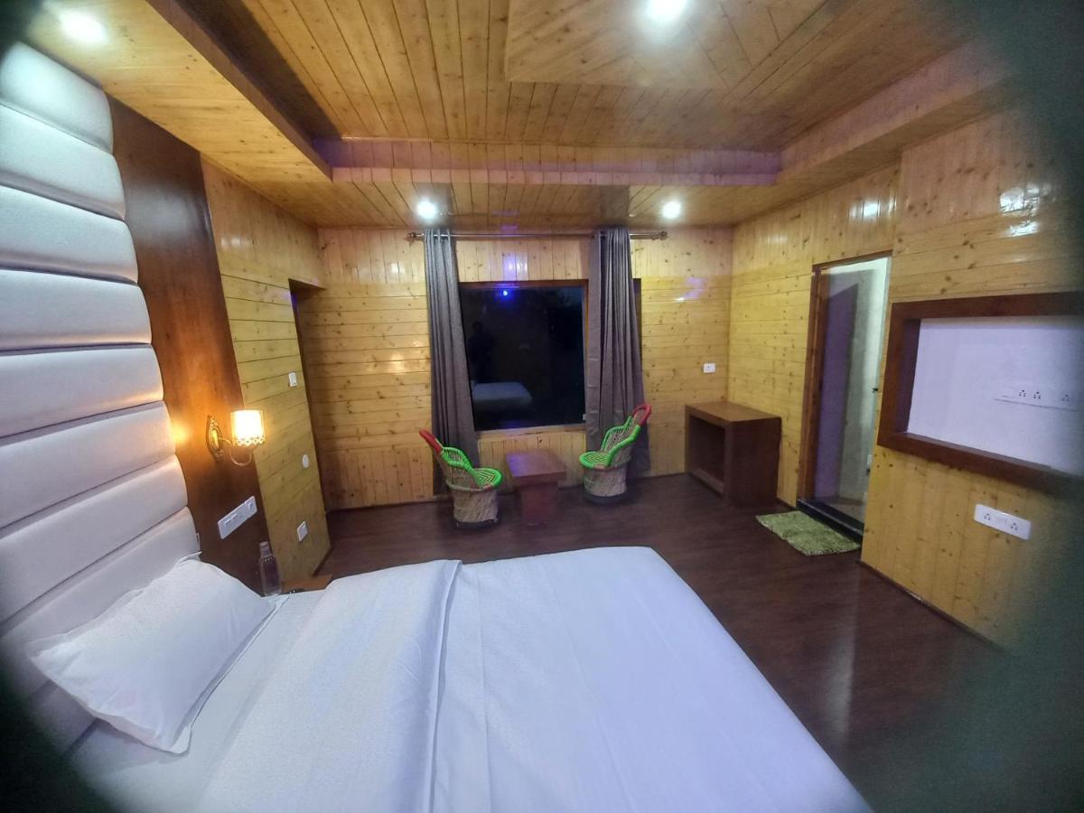 Humble Holiday Inn Kufri Simla Luaran gambar