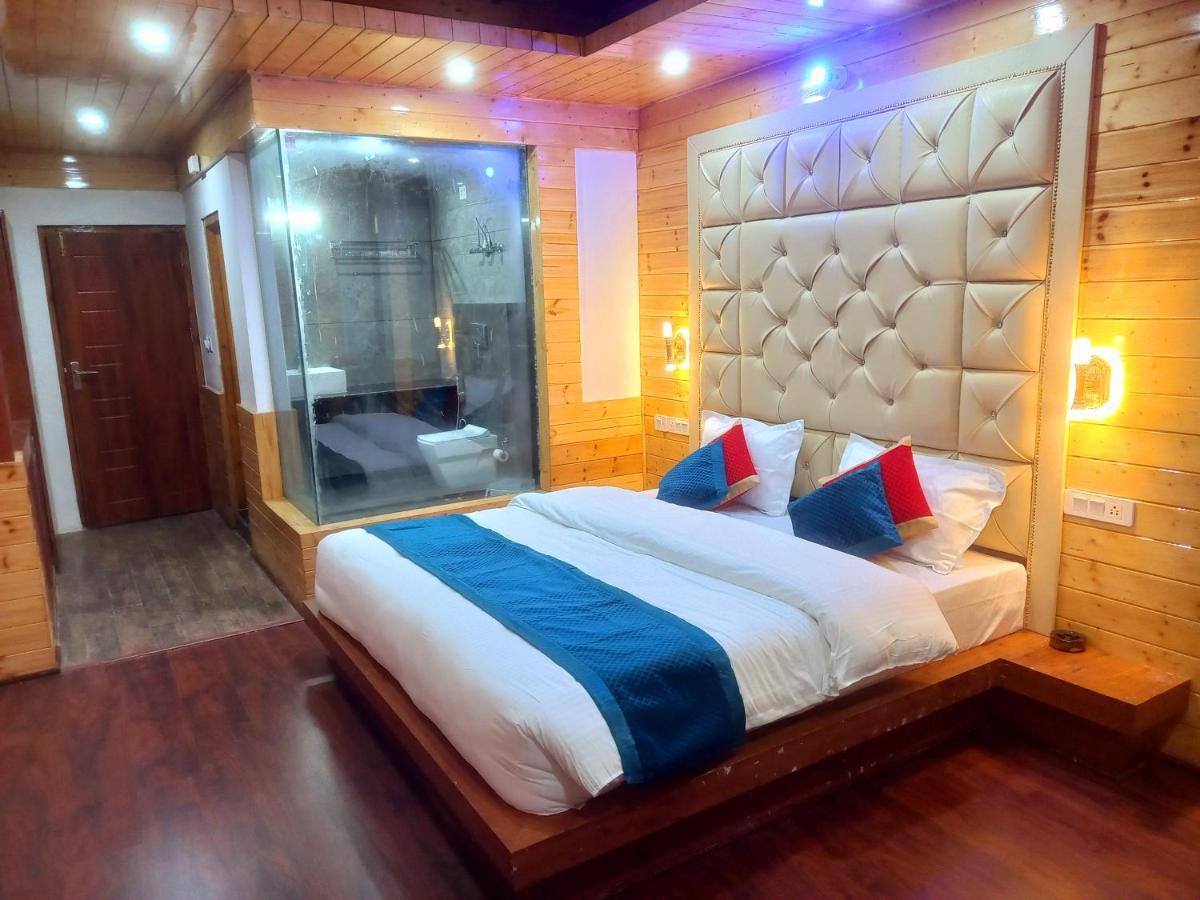 Humble Holiday Inn Kufri Simla Luaran gambar