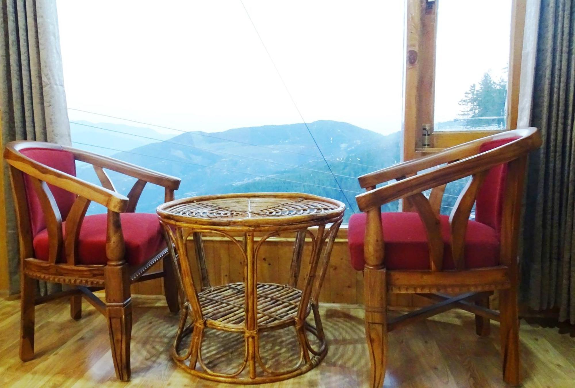 Humble Holiday Inn Kufri Simla Luaran gambar
