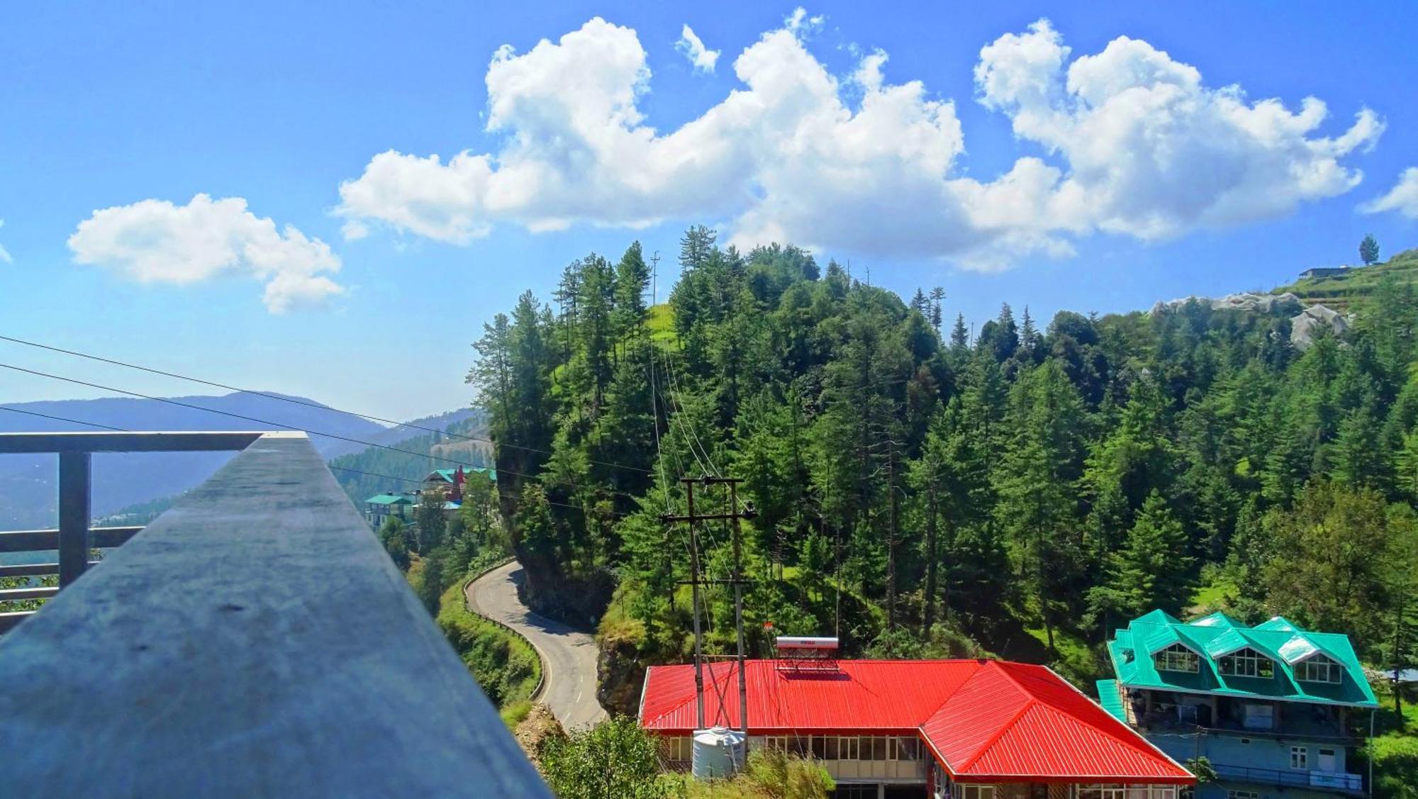 Humble Holiday Inn Kufri Simla Luaran gambar